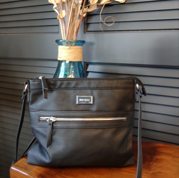 Nine West Bags Nine West Crossbody Poshmark